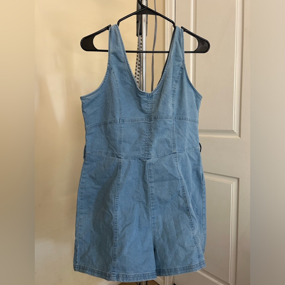 Derek♡Heart Denim Romper size: L